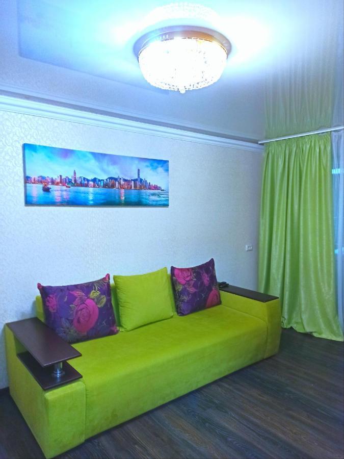 Затишок У Самому Центрі Дніпра Apartment Dnipro Luaran gambar